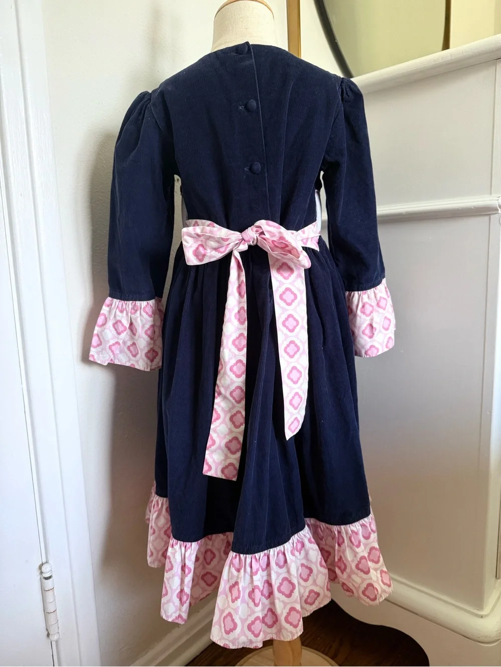 Shrimp & Grits Kids Elephant Applique Smocked Dress Girls 6 Navy Pink Tie Back B